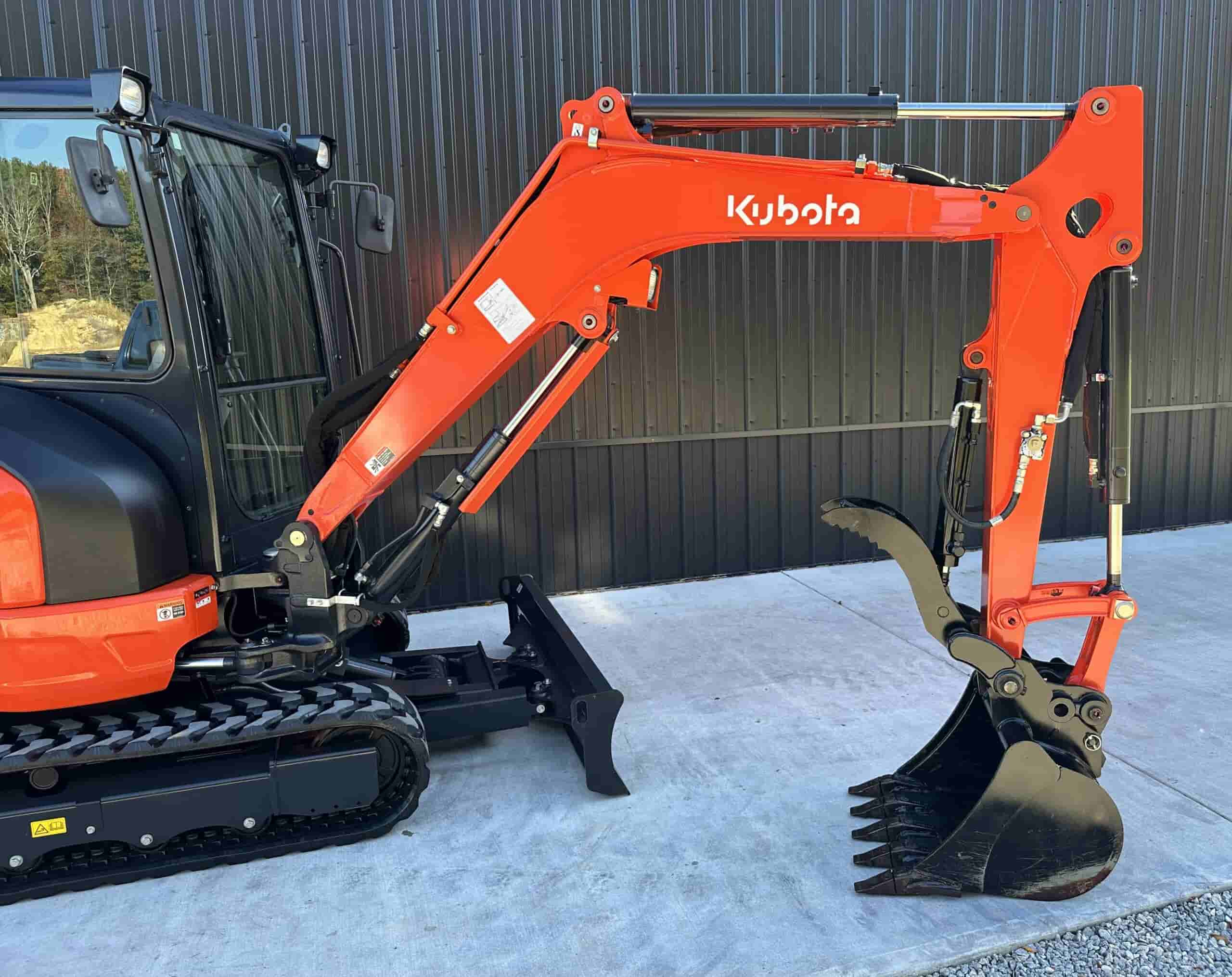 2021 KUBOTA U35-4 LIKE NEW
